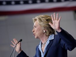 Los republicanos quieren que se investigue si Clinton pudo tomar decisiones influidas por donaciones extranjeras a su fundación cuando era secretaria de Estado.  AFP / ARCHIVO