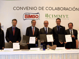 Bimbo y el Centro Internacional de Mejoramiento de Maíz y Trigo esperan aumentar la producción de ambos granos a 75 mil toneladas. FACEBOOK/GrupoBimbo