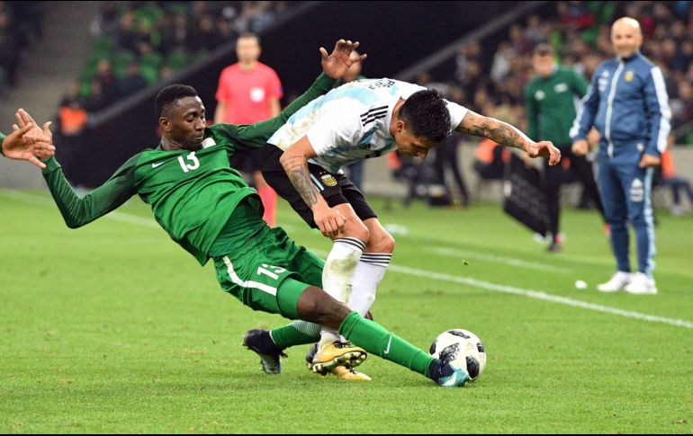 El resultado desnudó serias fallas defensivas en el plantel albiceleste, que no contó con su figura Lionel Messi. AFP / M. Antonov