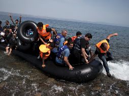 Según datos oficiales del Ministerio de Migración, más de 15 mil refugiados permanecen en los campamentos de las principales islas de Grecia. AP/ARCHIVO