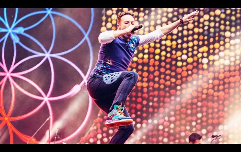 La agrupación cerró su show con la famosa frase ''Gracias totales'', palabras que utilizaba el fallecido Cerati al término de sus conciertos. Facebook/Coldplay