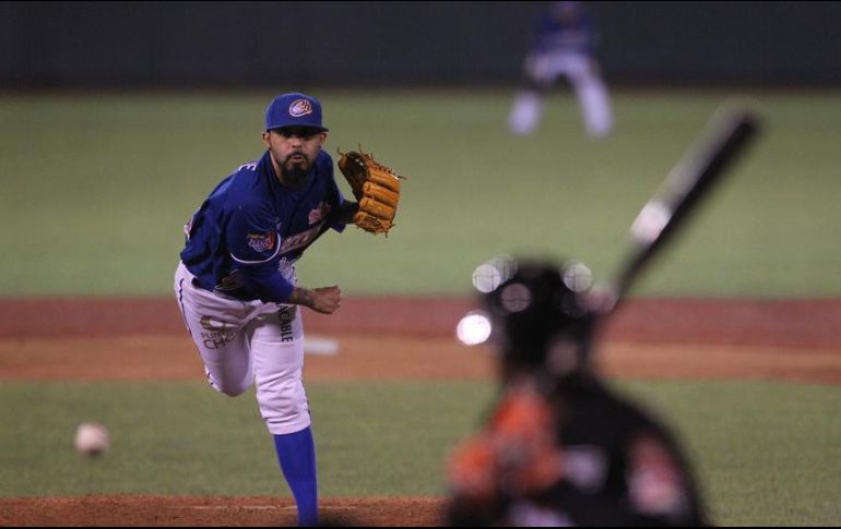 En la temporada 2017 de Grandes Ligas, el pitcher derecho lanzó para dos victorias en 25 salidas, con 1.47 de carreras limpias admitidas con las Rayas de Tampa Bay, EL INFORMADOR/ARCHIVO