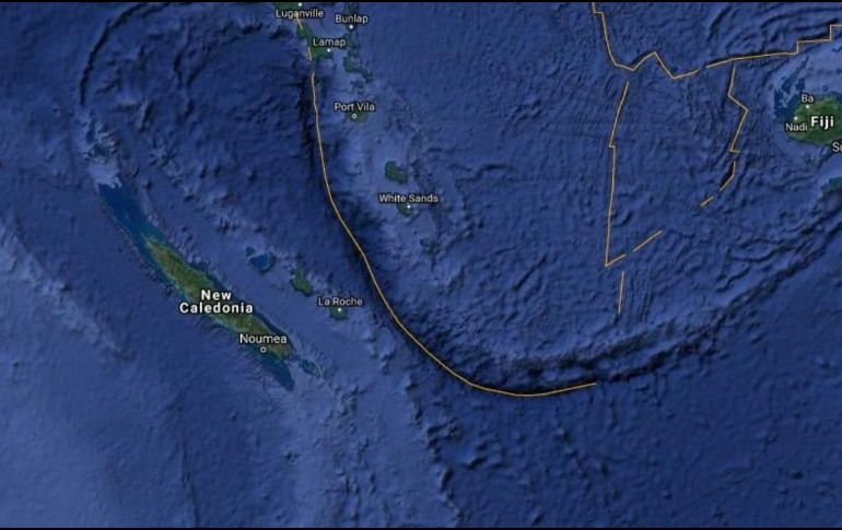 El Servicio Geológico de Estados Unidos (USGS)situó el hipocentro a 10 kilómetros de profundidad bajo el lecho marino. TWITTER