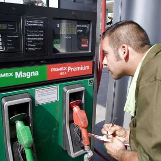 No habrá "gasolinazo" el fin de año, aclara Pemex