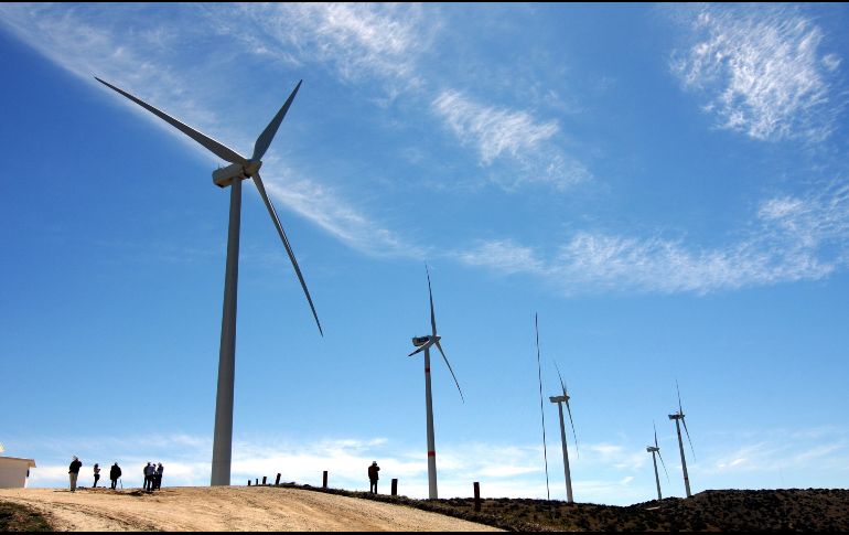 El uso de energía eólica puede representar un ahorro de entre 15 y 20 % en los costos de generación de electricidad. NOTIMEX/Archivo