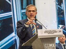 Mancera afirmó que un gobierno de coalición tiene que hacer un compromiso con la ciudadanía. SUN/ ARCHIVO