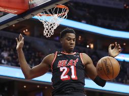 Hassan Whiteside comandó el ataque del Heat de Miami con 22 puntos. AFP/R. Carr