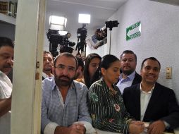 El hijo del cantante de música regional mexicana, Vicente Fernández, evitó hablar sobre la manera en que financiaría su campaña. ESPECIAL/IEPC