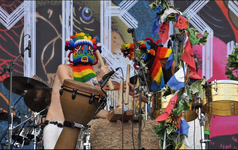 Crystal Fighters tocaron sus éxitos como 