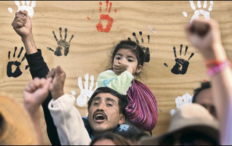 Los damnificados se manifestaron por calles de la Ciudad de México. AP/M. Ugarte