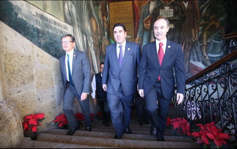 Eduardo Suro (centro) señaló que el  cambio de modelo de justicia es el más radical e importante en los últimos cien años en México. EL INFORMADOR/Archivo