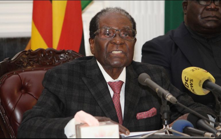 Robert Mugabe será sometido a una moción de censura en el Parlamento. EFE