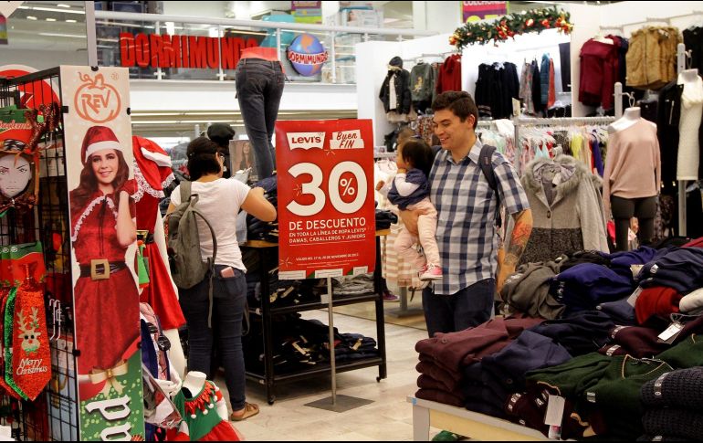 Durante esta edición del Buen Fin, la Profeco Jalisco otorgó 51 asesorías y concilió 17 reclamaciones. NOTIMEX/G. Granados