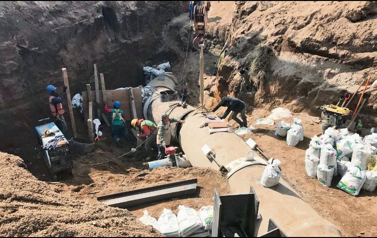 El SIAPA trabaja en el desvío del acuaférico de Periférico Norte y la reubicación de válvulas de desfogue y líneas secundarias. EL INFORMADOR/Archivo