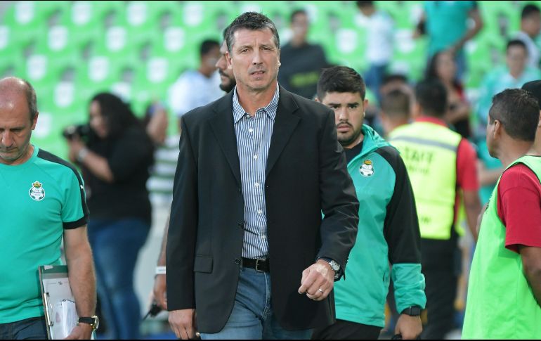 El estratega uruguayo asumió el cargo de entrenador del conjunto lagunero el 18 de septiembre del presente año. MEXSPORT / ARCHIVO