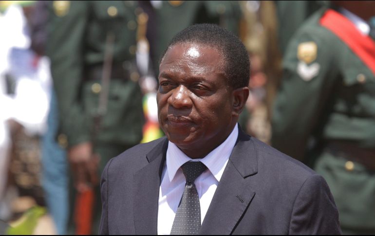 Está previsto que Mnangagwa, que abandonó el país tras ser destituido como 