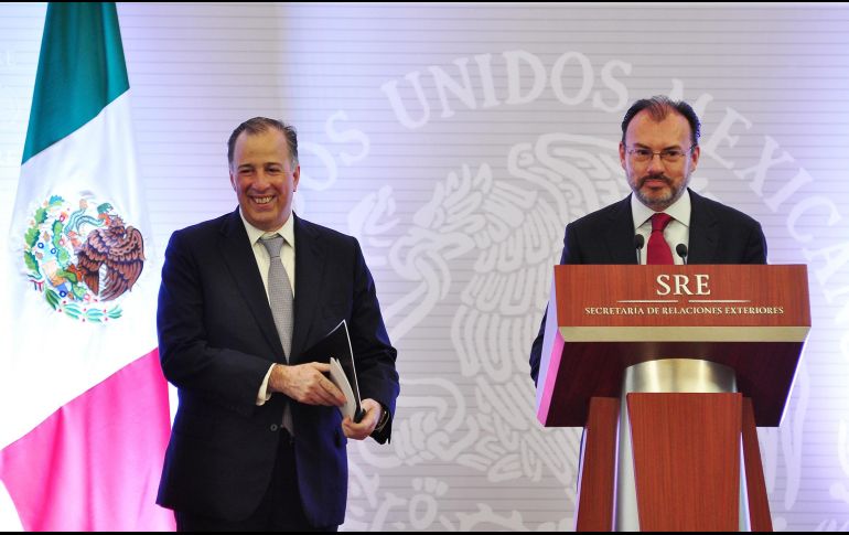 Frente a diplomáticos, Videgaray presume la amistad que mantiene desde hace muchos años con el actual titular de la SHCP. NTX / V. Monroy