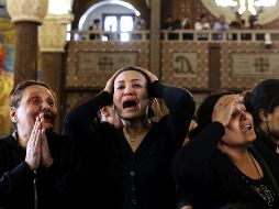 Terroristas detonaron explosivos alrededor de una mezquita de Al Arish a la salida de los fieles del rezo del viernes, día sagrado para los musulmanes. AP / S. Abdallah