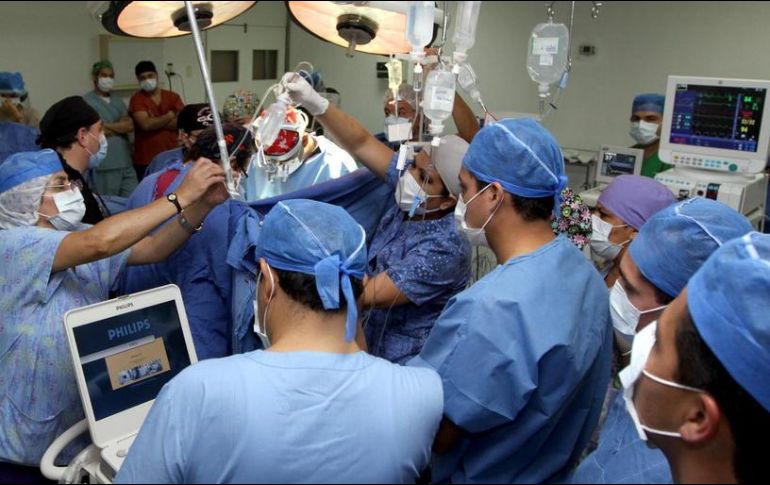 Durante el 2017, el IMMS ha realizado casi tres mil trasplantes, dice el director general. EFE/ARCHIVO