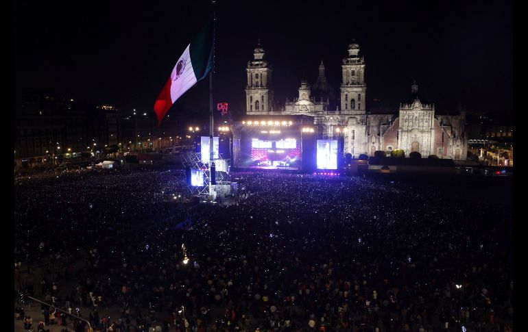 Así lució el Zócalo capitalino. EFE/S. Gutiérrez