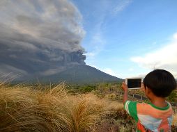 Fotogalería: Erupción de volcán Agung deja evacuados y varados