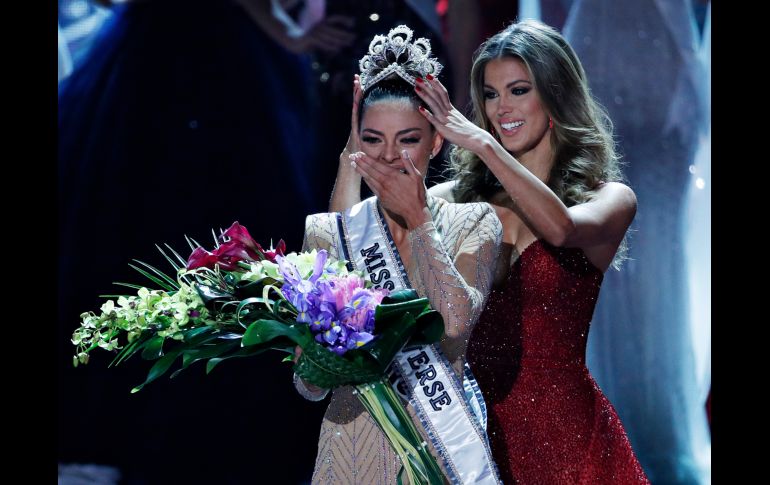 Demi-Leigh Nel-Peters, de Sudáfrica, se convirtió en Miss Universo 2017.