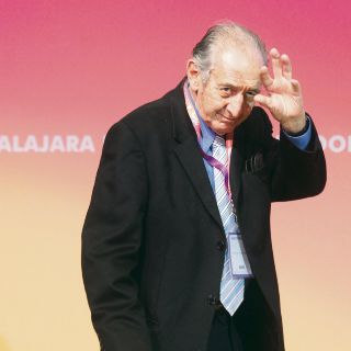 La FIL le rinde honores a Eduardo Lizalde