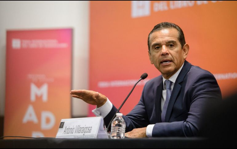 Antonio Villaraigosa dictó la conferenica 'Un sueño pospuesto: el impacto económico y social de eliminar DACA' en la FIL. FLICKR/filguadalajara