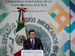 Osorio Chong recordó que para que el Sistema Nacional funcione, es fundamental que los estados participen y también avancen en la implementación de lo que la legislación establece. TWITTER / @osoriochong