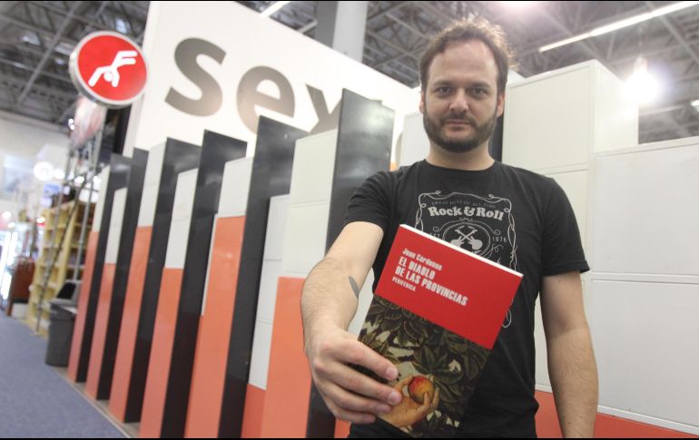El colombiano ha trabajado como traductor de grandes escritores como el estadounidense William Faulkner o el portugués José María Eca de Queirós. EL INFORMADOR / G. Gallo