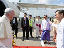 El Pontífice instó a los líderes birmanos a 