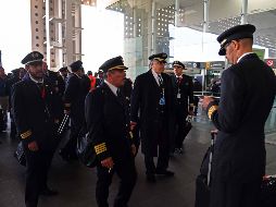 Los pilotos protestaron por el despido del capitán José Manuel Orduño de Aeroméxico Connect, quien fue despedido por mala conducta. SUN / J. Martínez