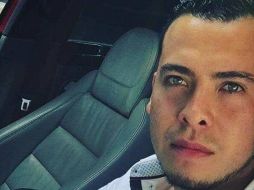 El automóvil fue encontrado sobre la carretera Puebla- Valsequillo. FACEBOOK/ ATLIXCONOTICIAS