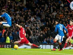 Peña anota con un disparo de derecha al minuto 27. TWITTER/@RangersFC