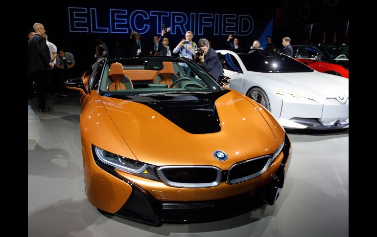 El nuevo i8 plug-in híbrido roadster, de BMW.