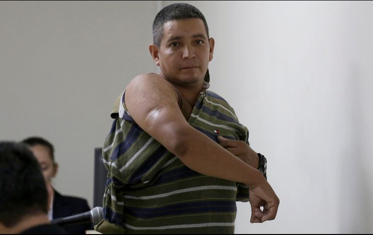 Adelio Díaz Chicas es uno de los sobrevivientes que presenció la masacre cuando tenía seis años de edad. EFE/ R. Sura