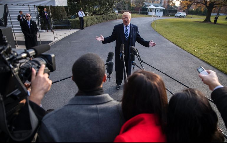El presidente de EU insiste en que no hubo colusión entre su equipo electoral y Rusia durante la campaña por la Casa Blanca. EFE / S. Thew