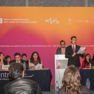 Fotogalería: Jóvenes exhiben habilidades de debate