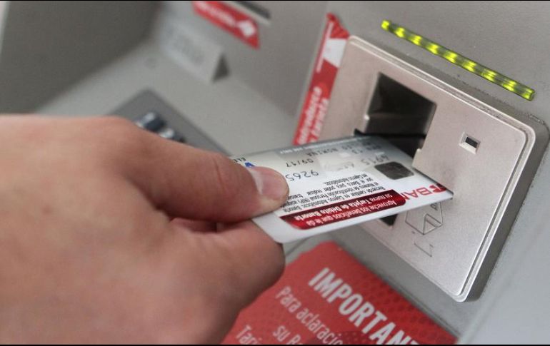 Lo ideal es que ese ingreso extra sea destinado al pago de deudas y al ahorro, señalan. EL INFORMADOR / ARCHIVO