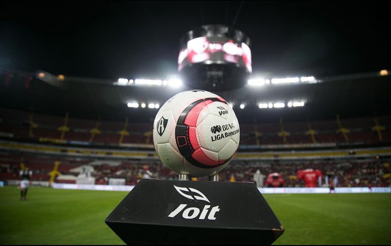 Los aficionados muestran su pasión por el futbol a través de la plataforma aludiendo a las cuentas oficiales de los clubes y utilizando etiquetas únicas para cada uno. MEXSPORT / ARCHIVO