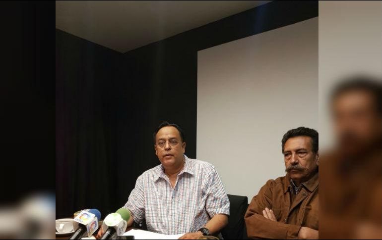 Para lograr la candidatura independiente deberá juntar alrededor de 58 mil firmas en todo Jalisco antes del 9 de febrero. EL INFORMADOR/ V. ARENAS