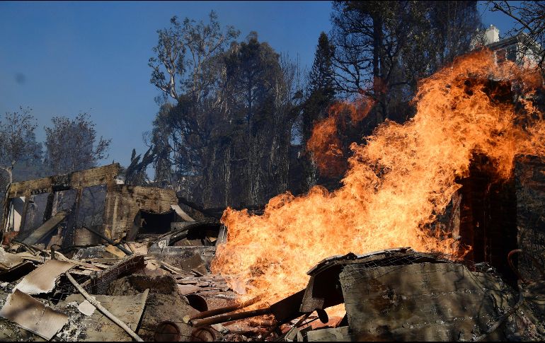 El alcalde de la ciudad, Eric Garcetti, decretó estado local de emergencia en la zona. EFE / J. Cetrino