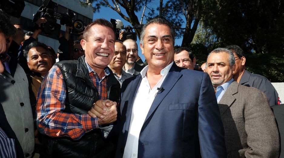 Rodríguez Calderón cuenta con el 81.7 por ciento del número de rúbricas que pide el Instituto. NTX / ARCHIVO