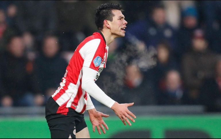 ''Chucky'' domina la tabla de goleo individual con 10 anotaciones y el partido del domingo sería el primero del mexicano con alta exigencia en la Liga de Holanda. TWITTER / @psveindhoven