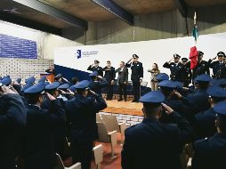 La entrega de nombramientos encabezada por el secretario de Gobierno, Enrique Ibarra Pedroza, y el comisario general, Salvador Caro Cabrera. ESPECIAL