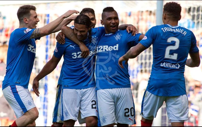 Los Rangers tienen cuatro puntos menos que el líder, pero el Celtic tiene además dos partidos por jugar. INTERNET/www.rangers.co.uk