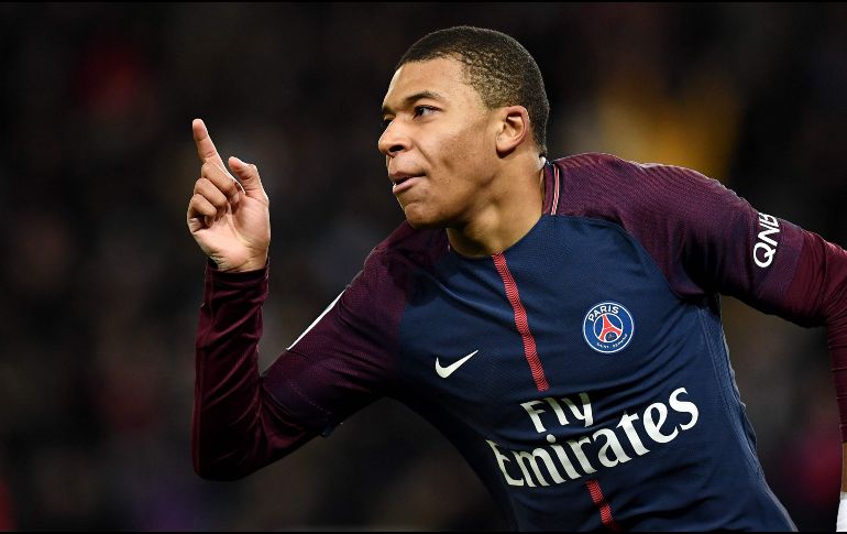 Kylian Mbappé festeja tras cerrar la cuenta del PSG en tiempo de reposición. AFP/F. Fife