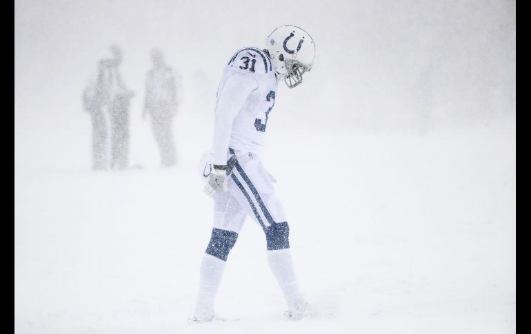 Quincy Wilson, de los Colts de Indianapolis, se ve en la primera mitad del partido de la NFL en la ciudad de Orchard Park, en el estado de Nueva York.