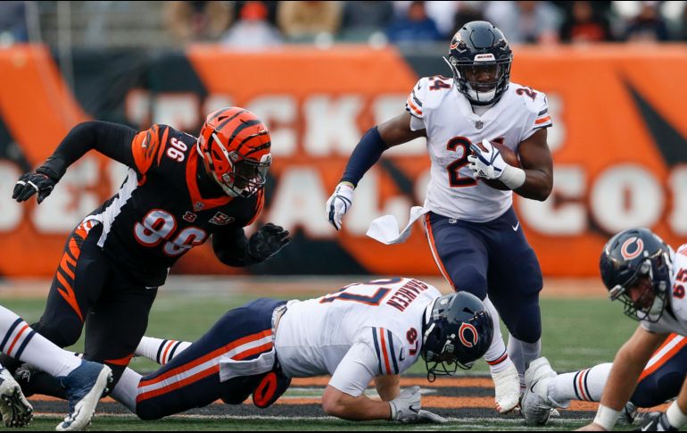 Jordan Howard corrió para 147 yardas y logró un par de anotaciones. AP / G. Landers