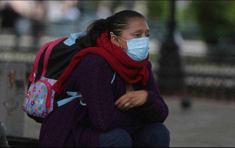 Los expertos recomiendan a la población en general el consumo de antioxidantes y vitamina C. NOTIMEX/Archivo